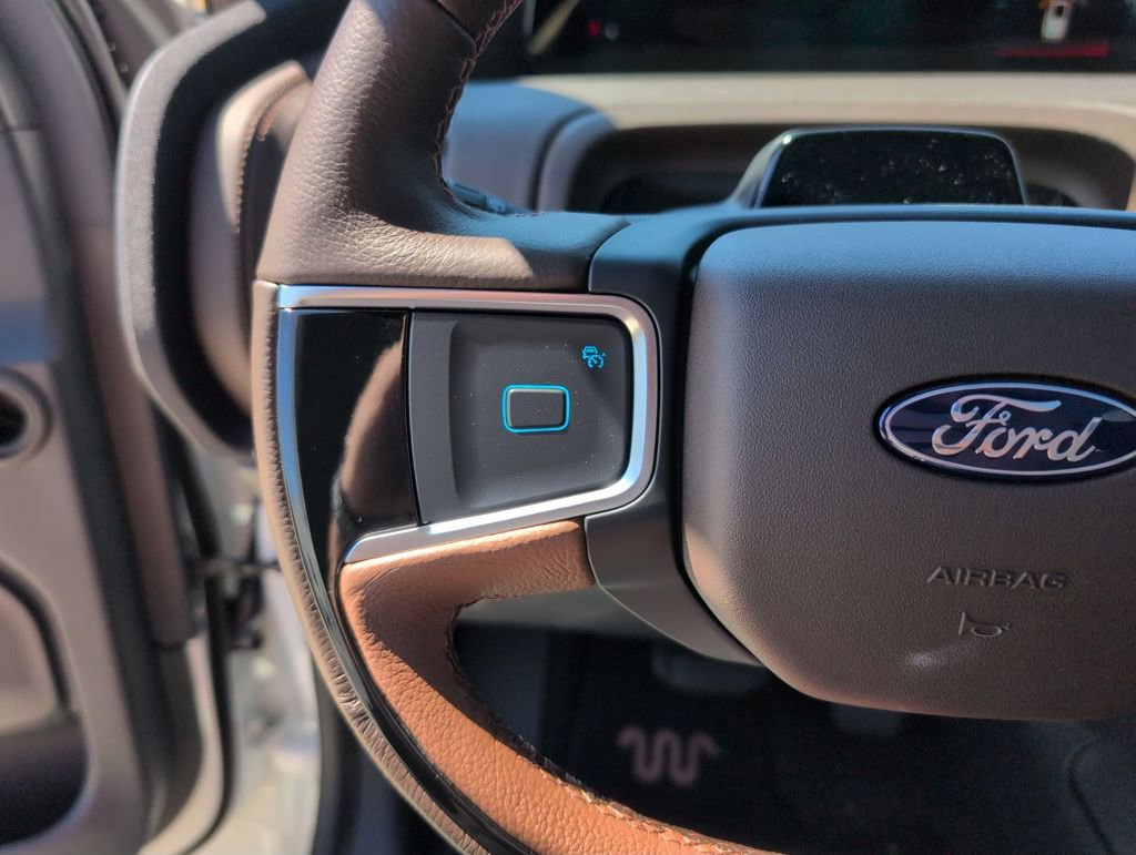 New 2025 Ford Expedition King Ranch image 31