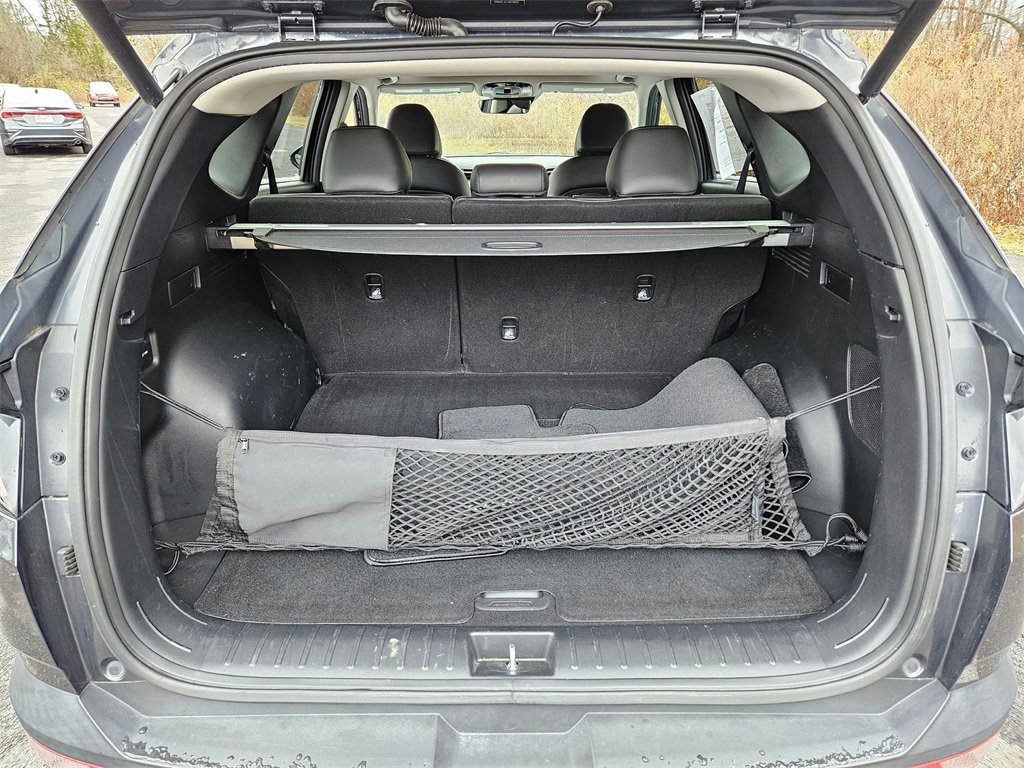 Used 2022 Hyundai Tucson Limited w/ Cargo Package image 23