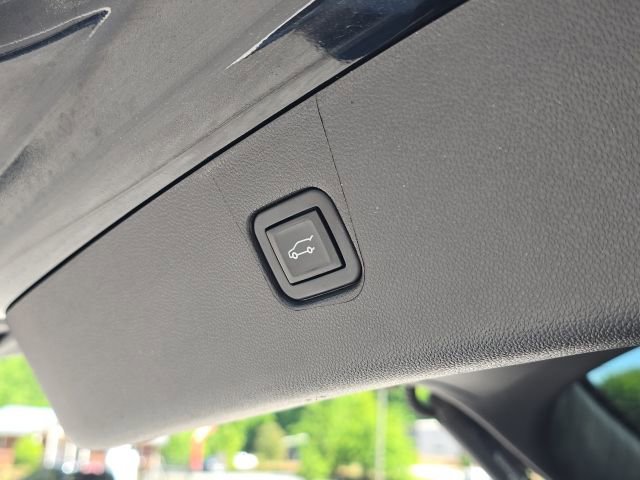 Used 2022 Chevrolet Blazer Premier w/ Enhanced Convenience Package AWD/4WD image 13