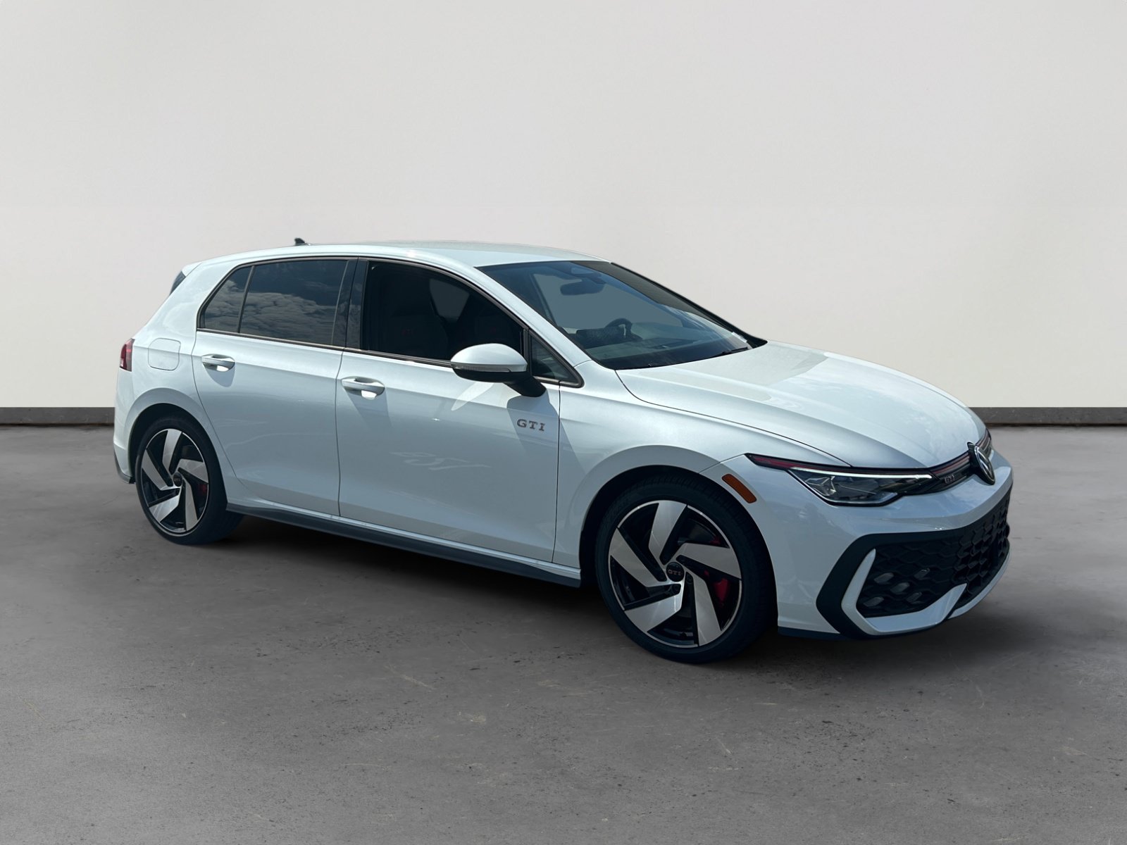 New 2026 Volkswagen Golf SE FWD image 7