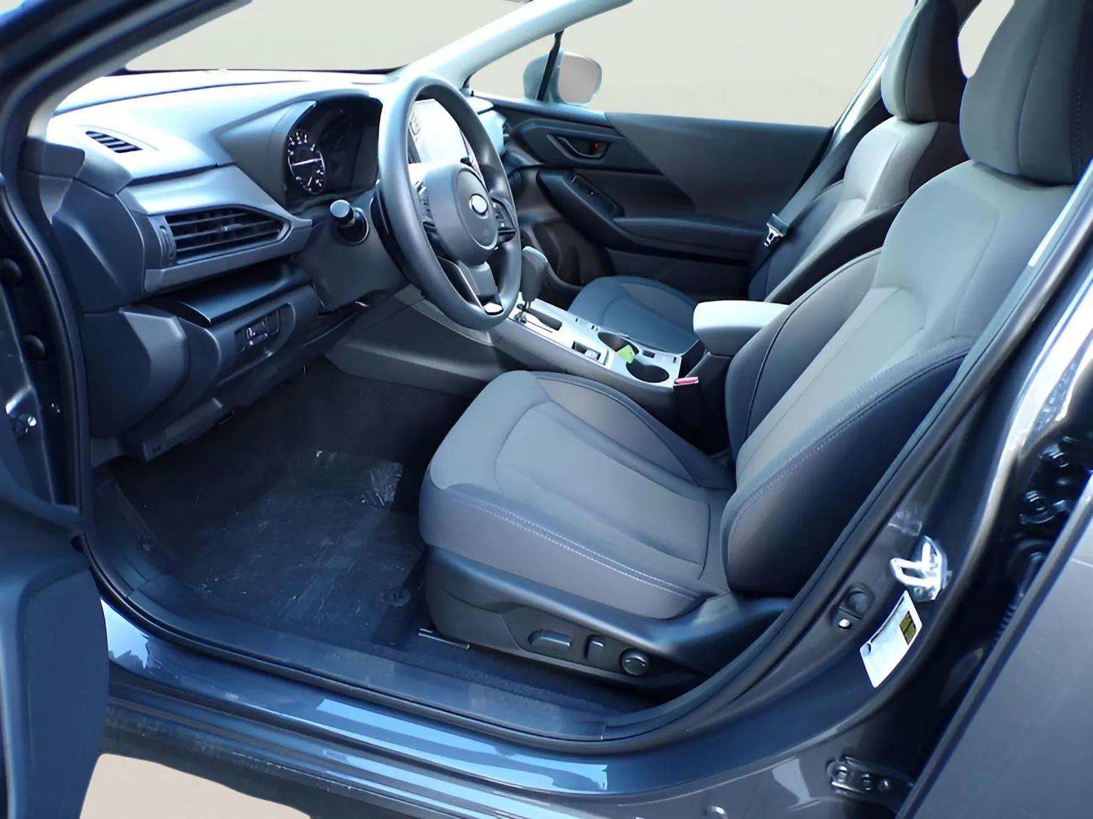 Certified 2025 Subaru Crosstrek 2.0i Premium image 18