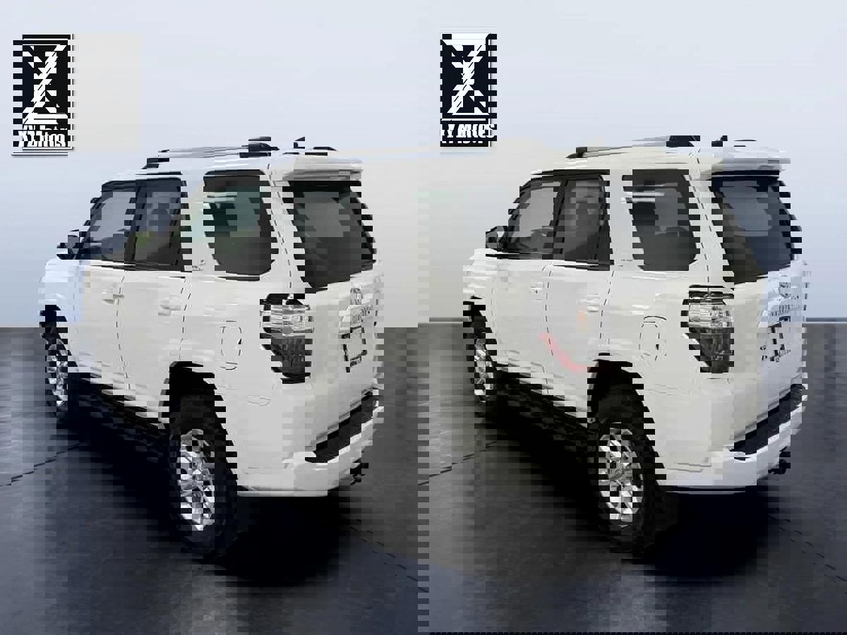 Used 2024 Toyota 4Runner SR5 Premium image 4