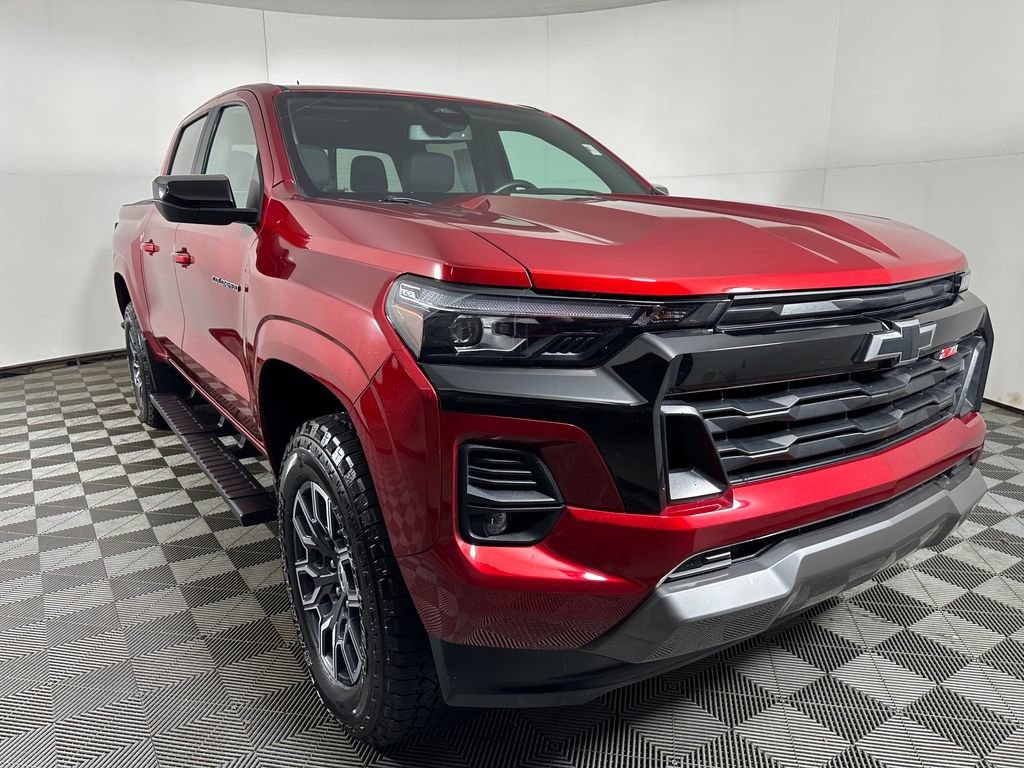 Used 2023 Chevrolet Colorado Z71 w/ Z71 Convenience Package 2 AWD/4WD image 7