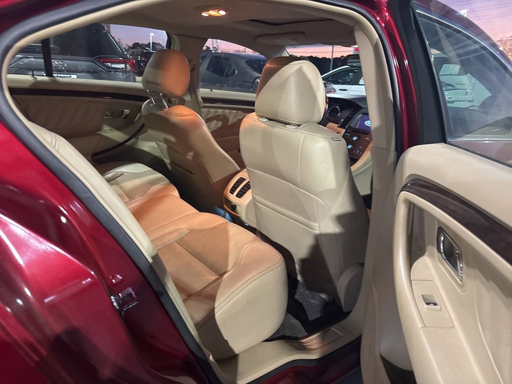 Used 2016 Ford Taurus Limited image 11