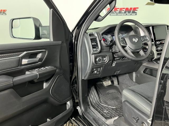 New 2026 RAM 1500 4x4 Crew Cab image 22