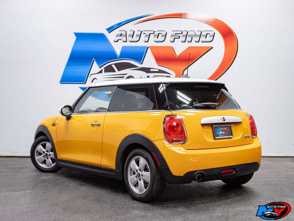 Used 2014 MINI Cooper 2-Door Hardtop image 3
