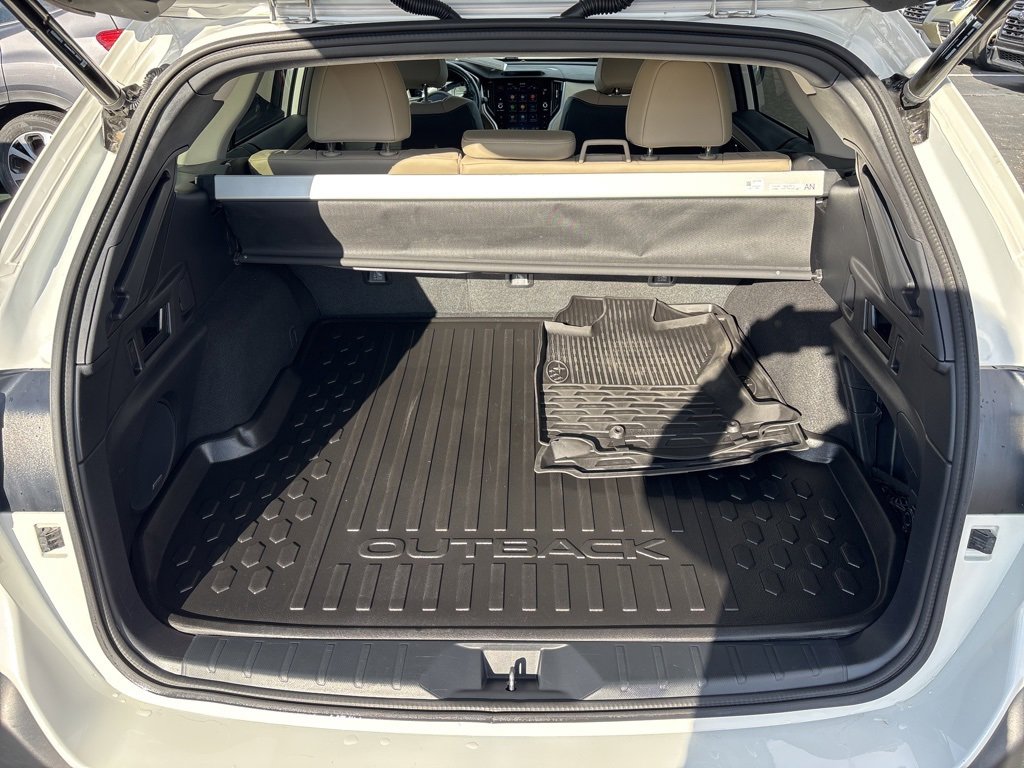 Certified 2023 Subaru Outback Limited XT image 25