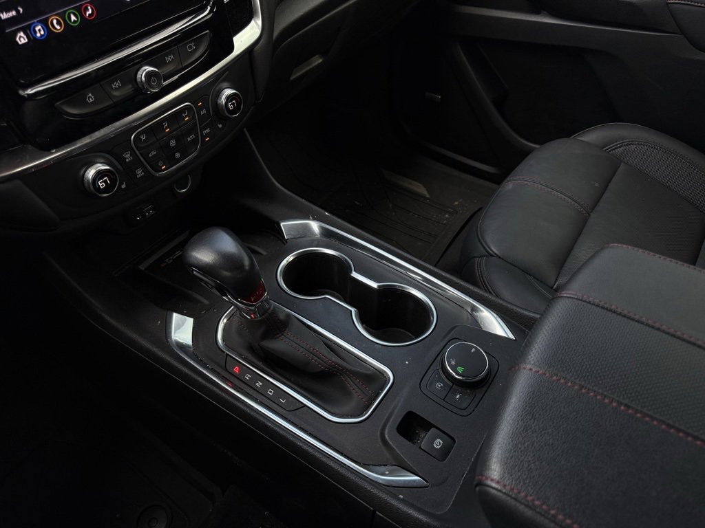 Used 2022 Chevrolet Traverse RS image 20