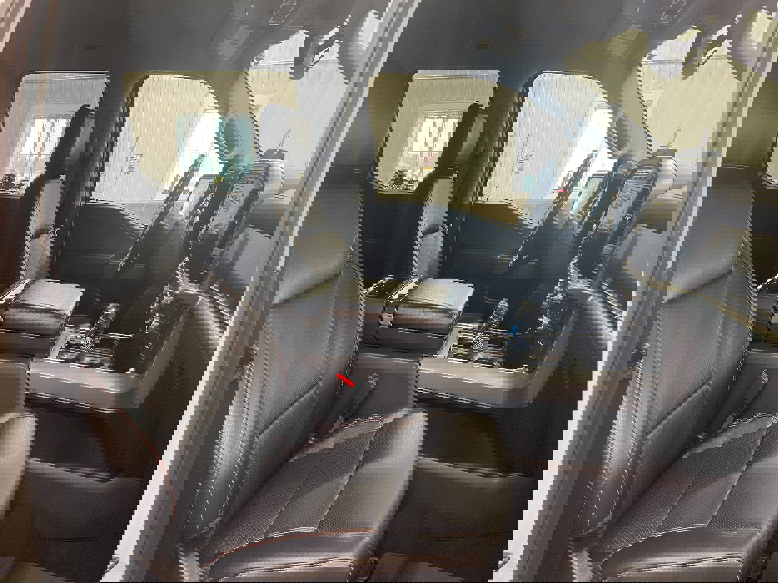 Used 2022 Ford F150 Lariat image 33