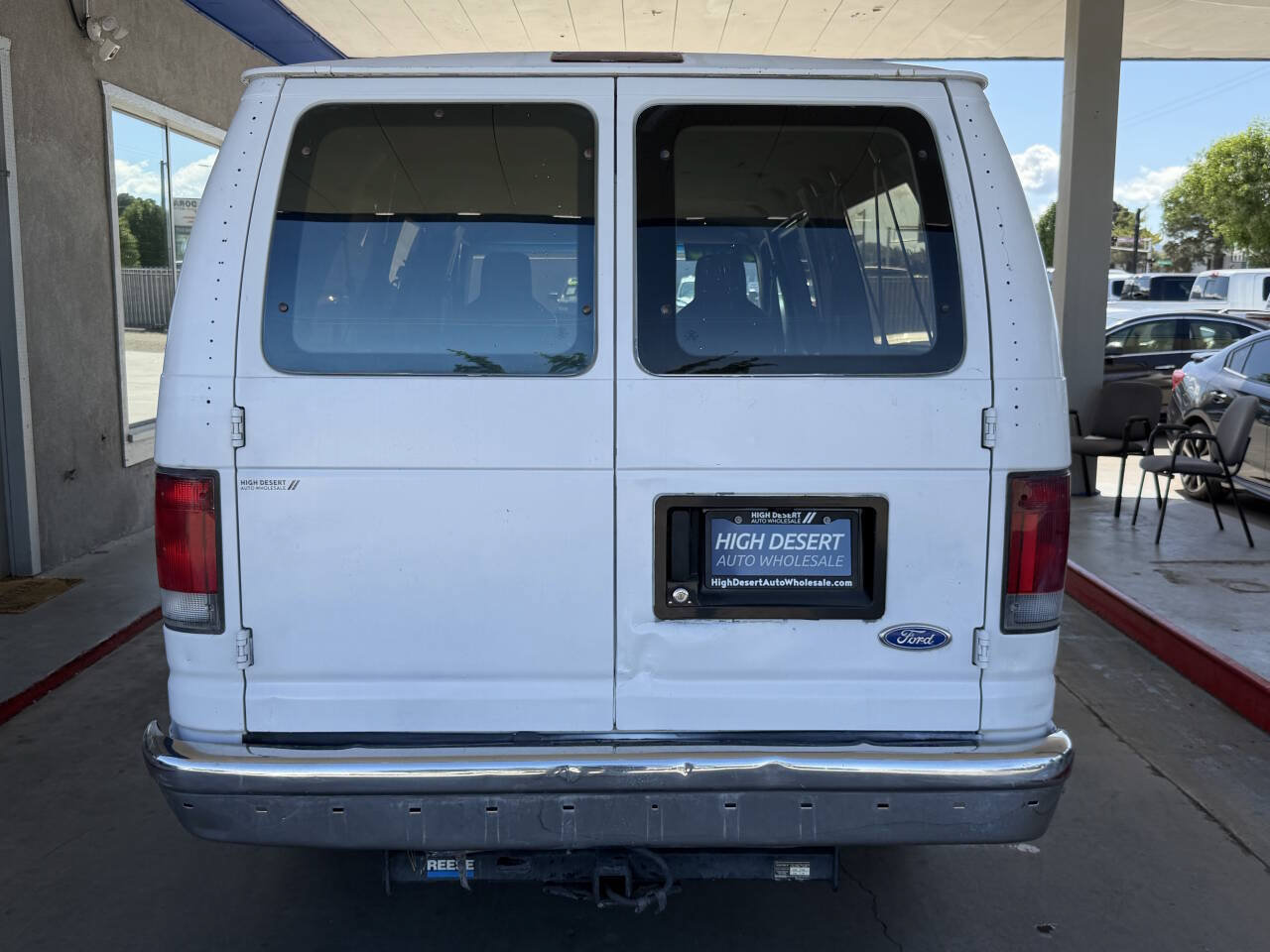Used 1997 Ford E-350 and Econoline 350 XL RWD image 6
