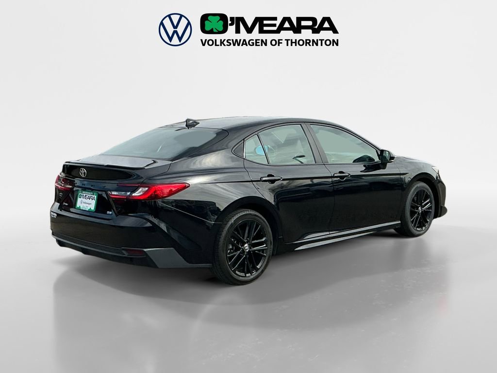 Used 2025 Toyota Camry SE image 5