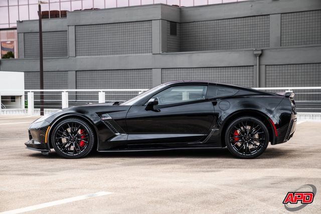 Used 2015 Chevrolet Corvette Z06 w/ 2LZ Preferred Equipment Group RWD image 49