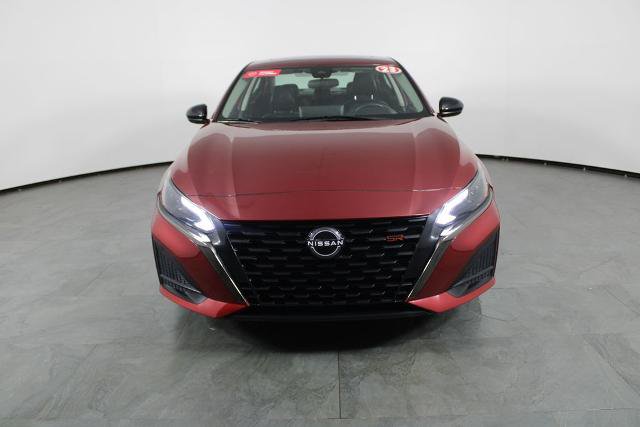 Certified 2023 Nissan Altima 2.5 SR w/ SR Premium Package FWD image 13
