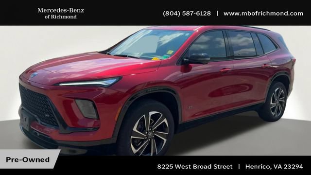 Used 2025 Buick Enclave Sport Touring w/ Power Package FWD image 6