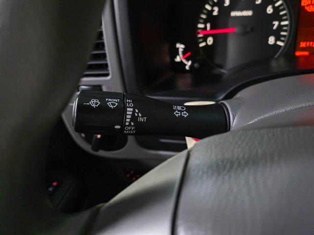 Used 2018 Nissan NV 3500 SV image 19