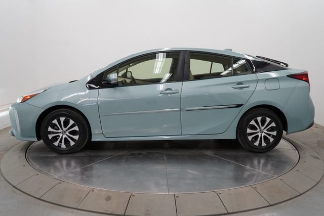 Used 2020 Toyota Prius XLE AWD/4WD image 4