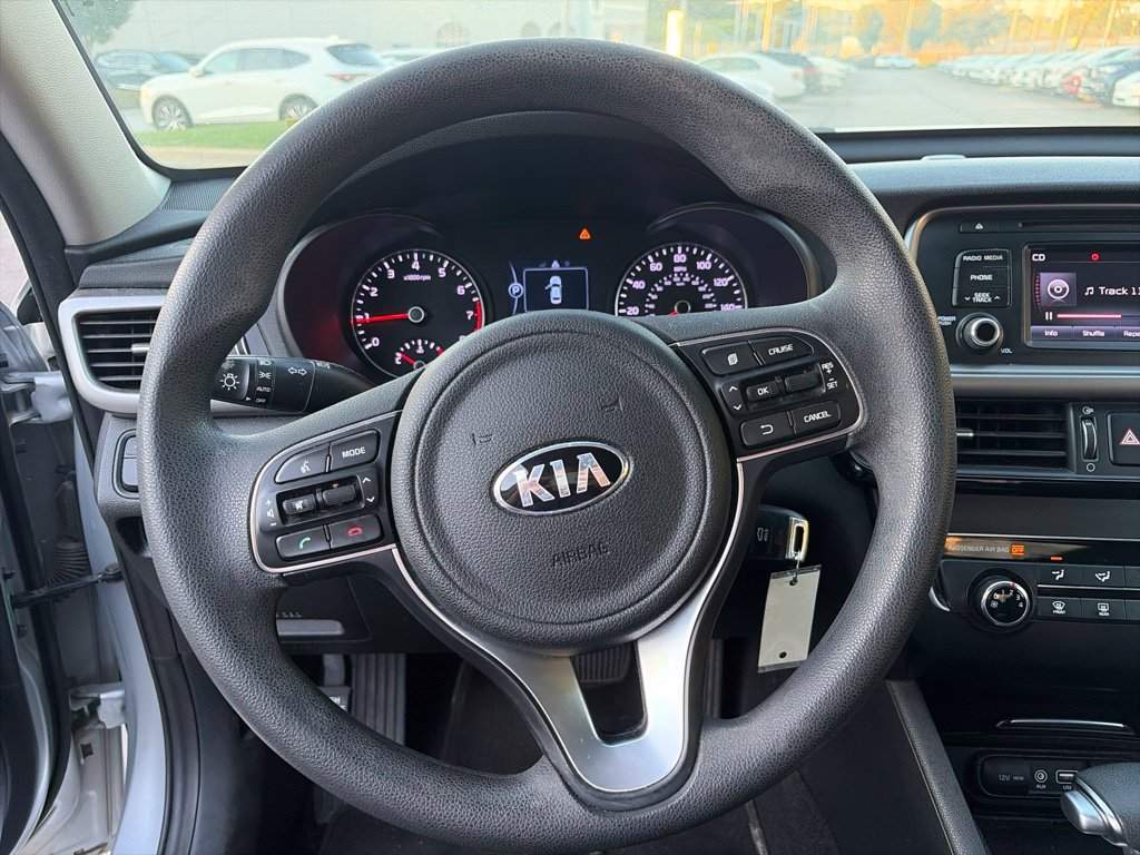 Used 2017 Kia Optima LX FWD image 11