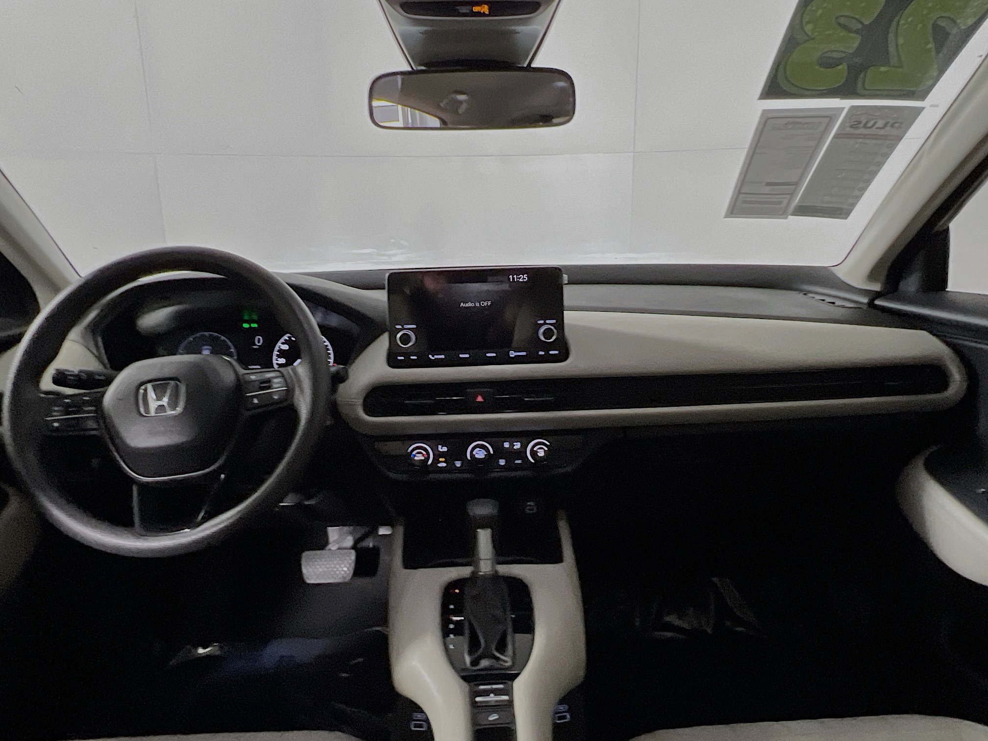 Used 2023 Honda HR-V LX image 30