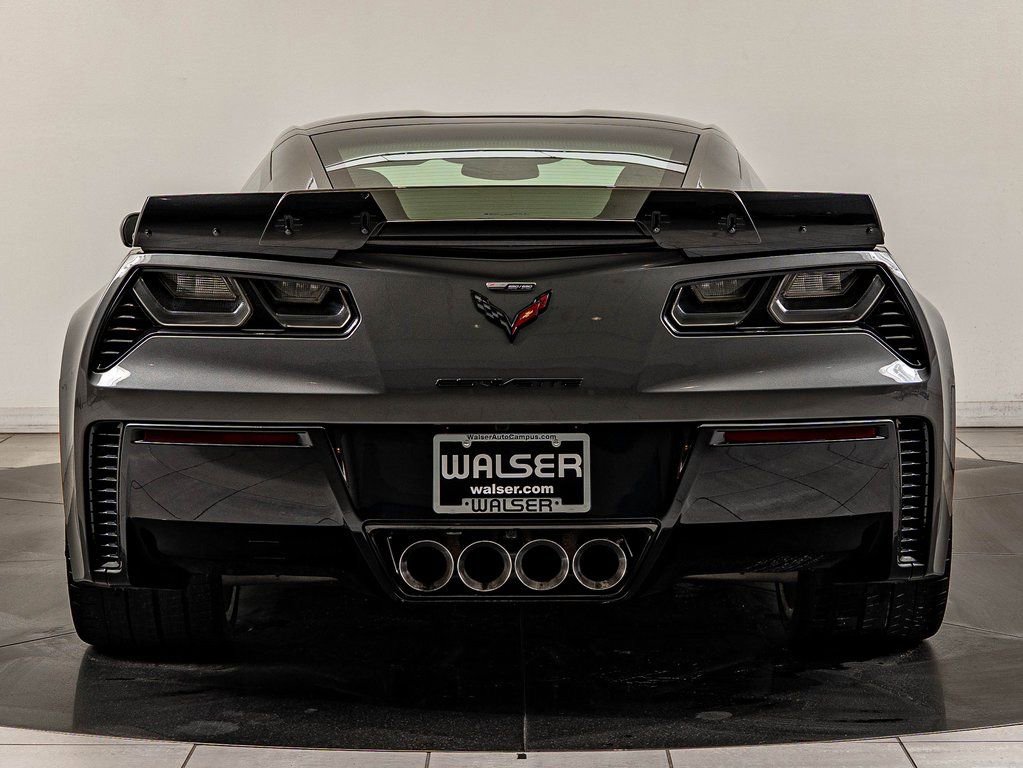 Used 2015 Chevrolet Corvette Z06 image 7