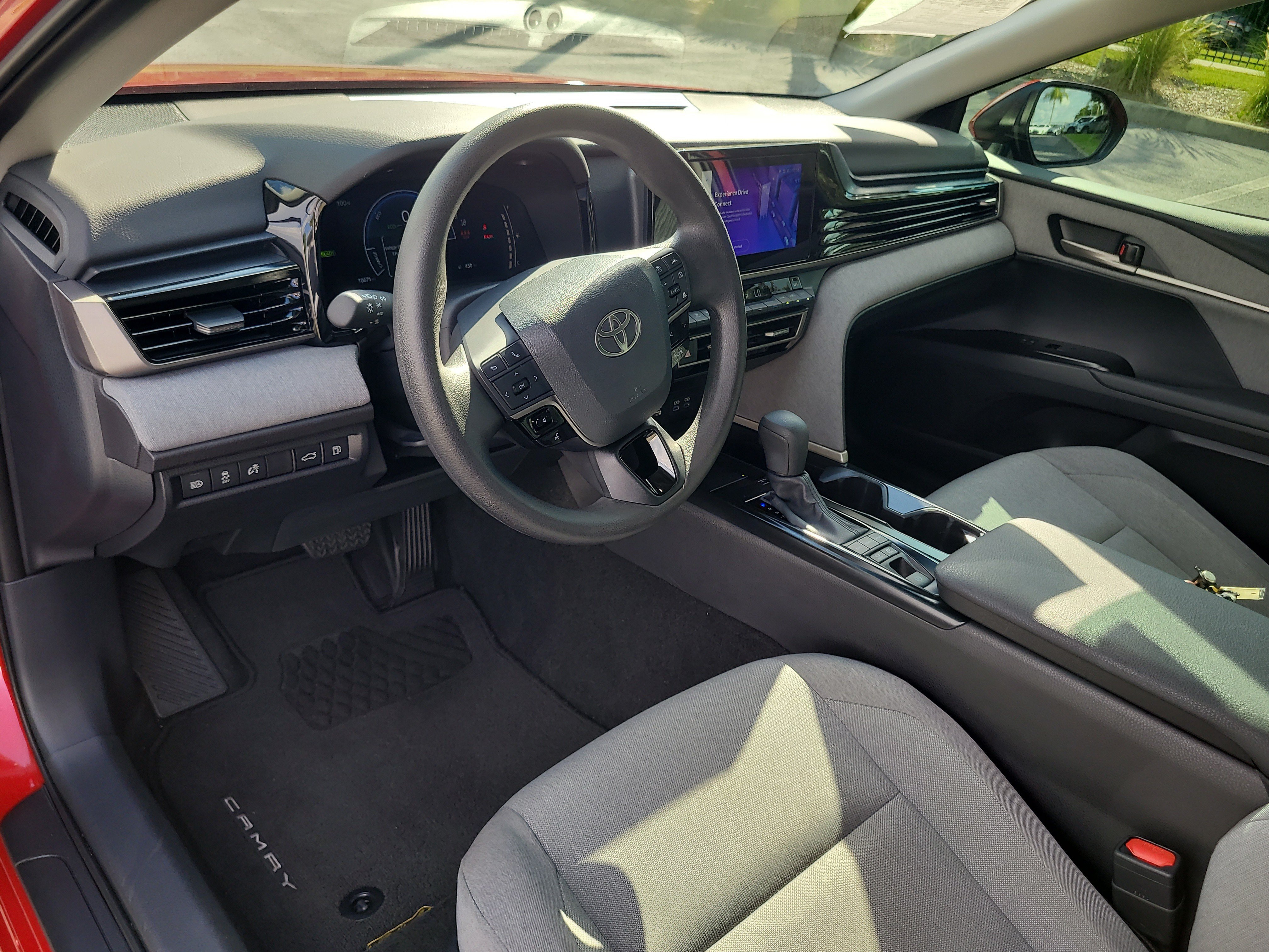 Used 2026 Toyota Camry LE FWD image 18