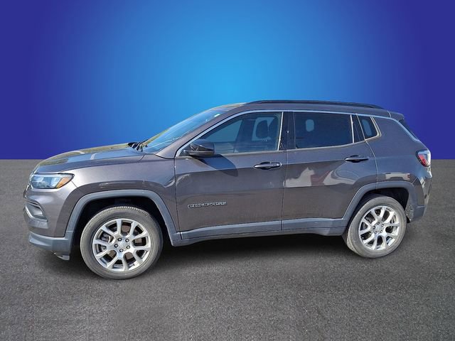 Used 2023 Jeep Compass Latitude AWD/4WD image 7