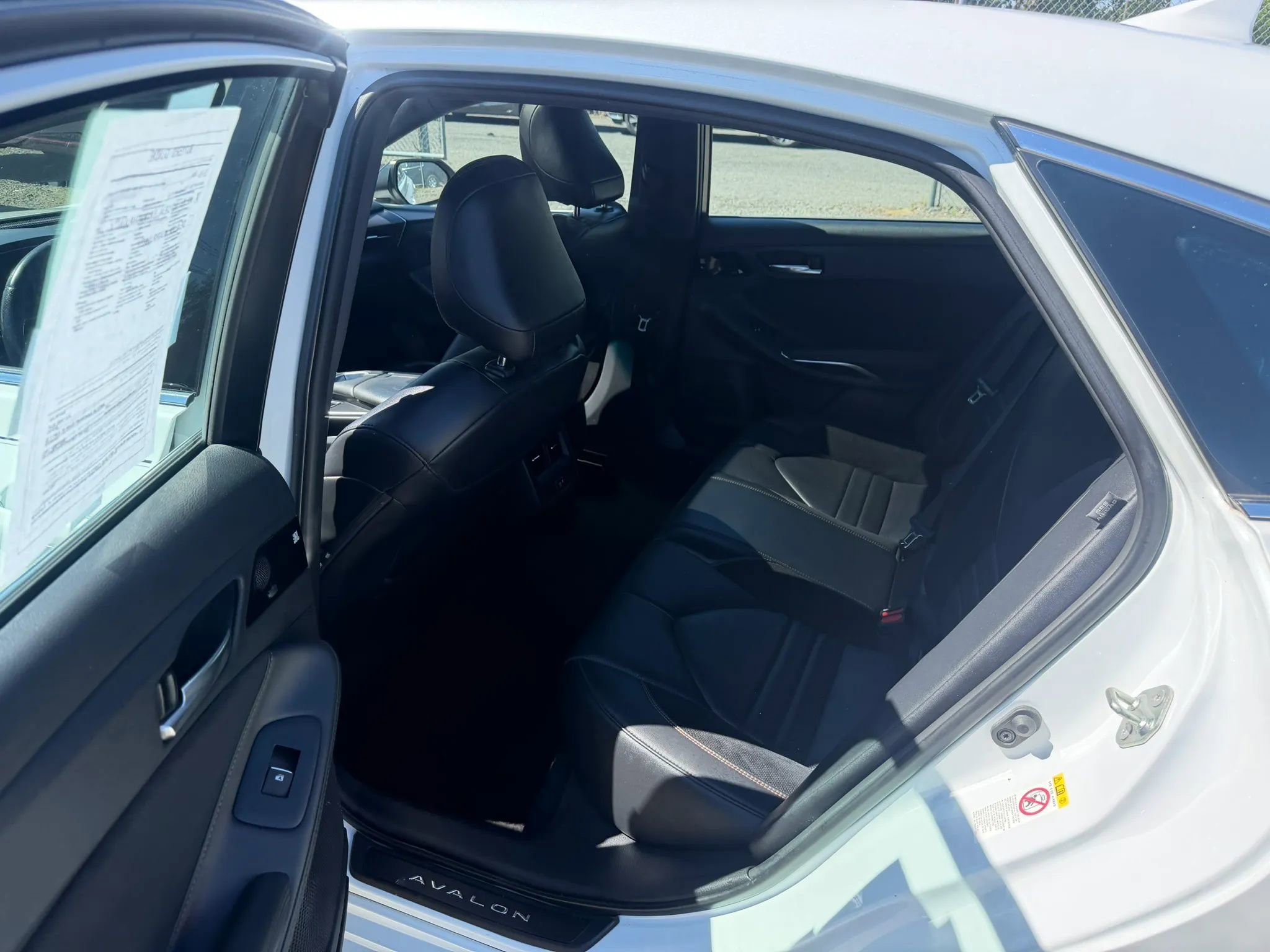 Used 2019 Toyota Avalon XSE w/ All Weather Liner Package FWD image 28