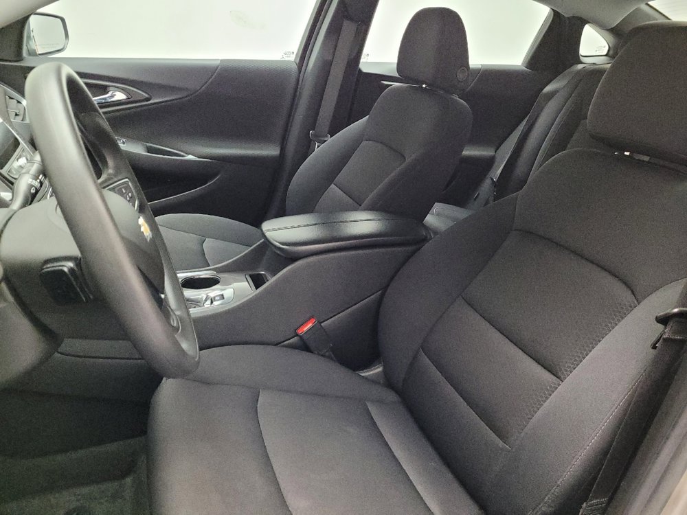 Used 2024 Chevrolet Malibu LT image 17