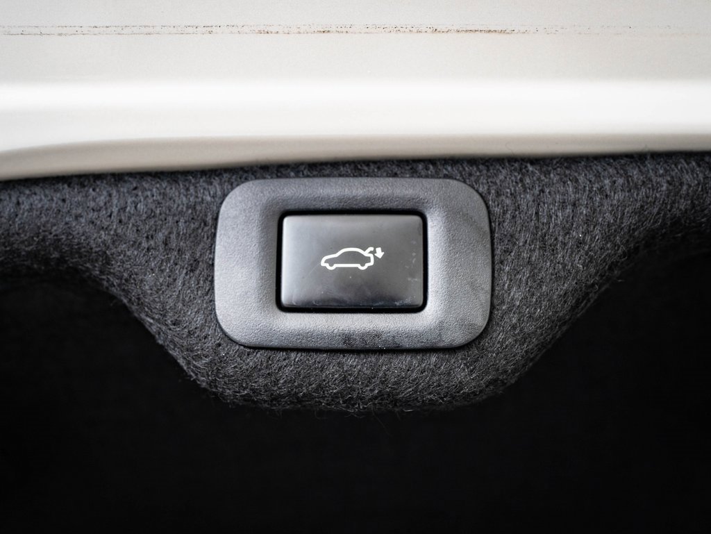 Certified 2019 Lexus ES 350 w/ Accessory Package 2 image 18