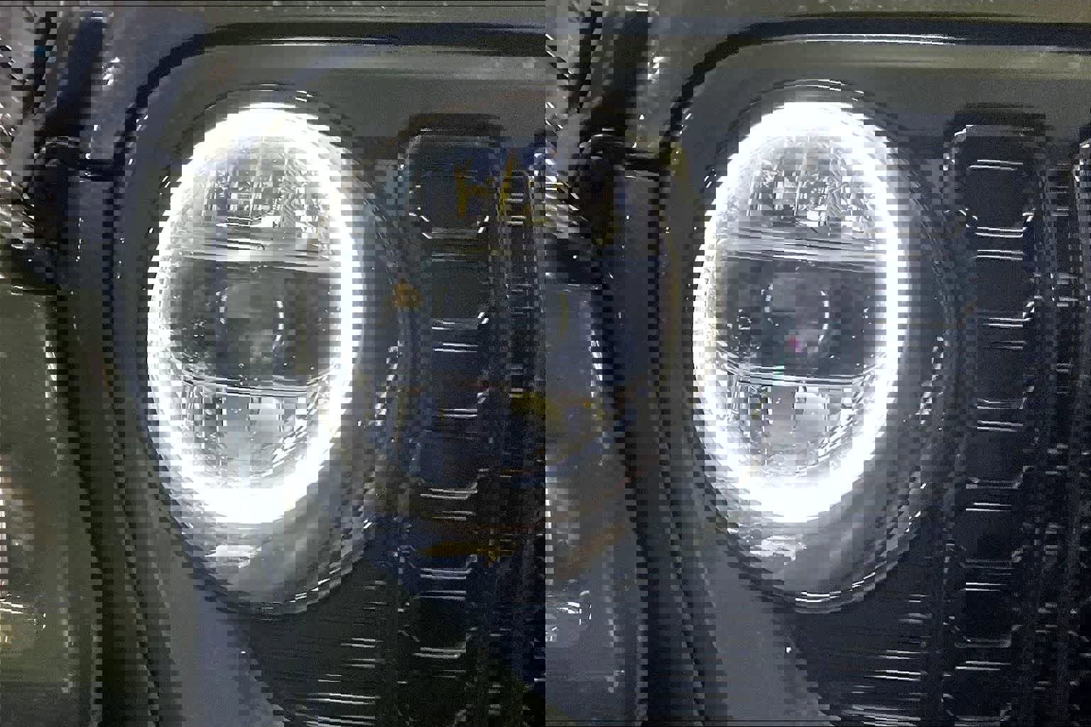 Used 2024 Jeep Wrangler High Altitude image 31