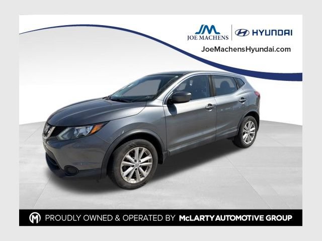 Used 2018 Nissan Rogue Sport S w/ S Appearance Package AWD/4WD image 1