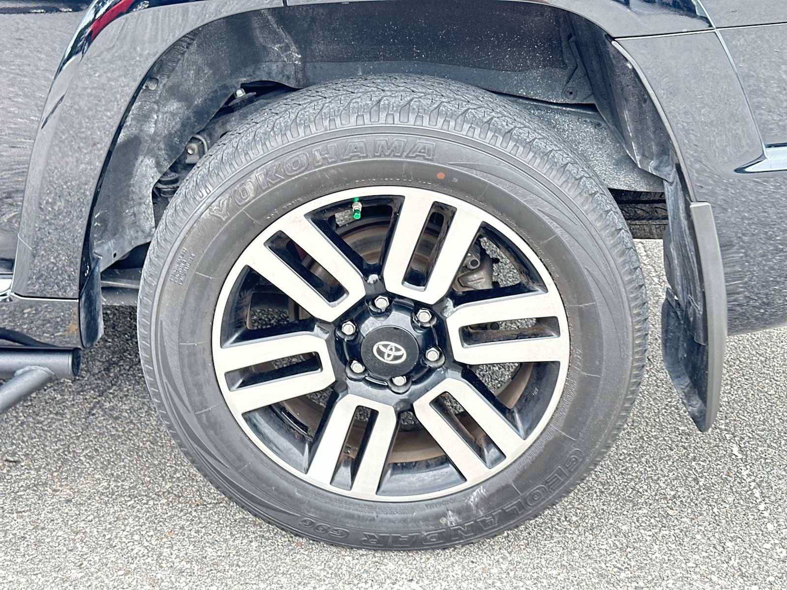 Used 2021 Toyota 4Runner Limited AWD/4WD image 12