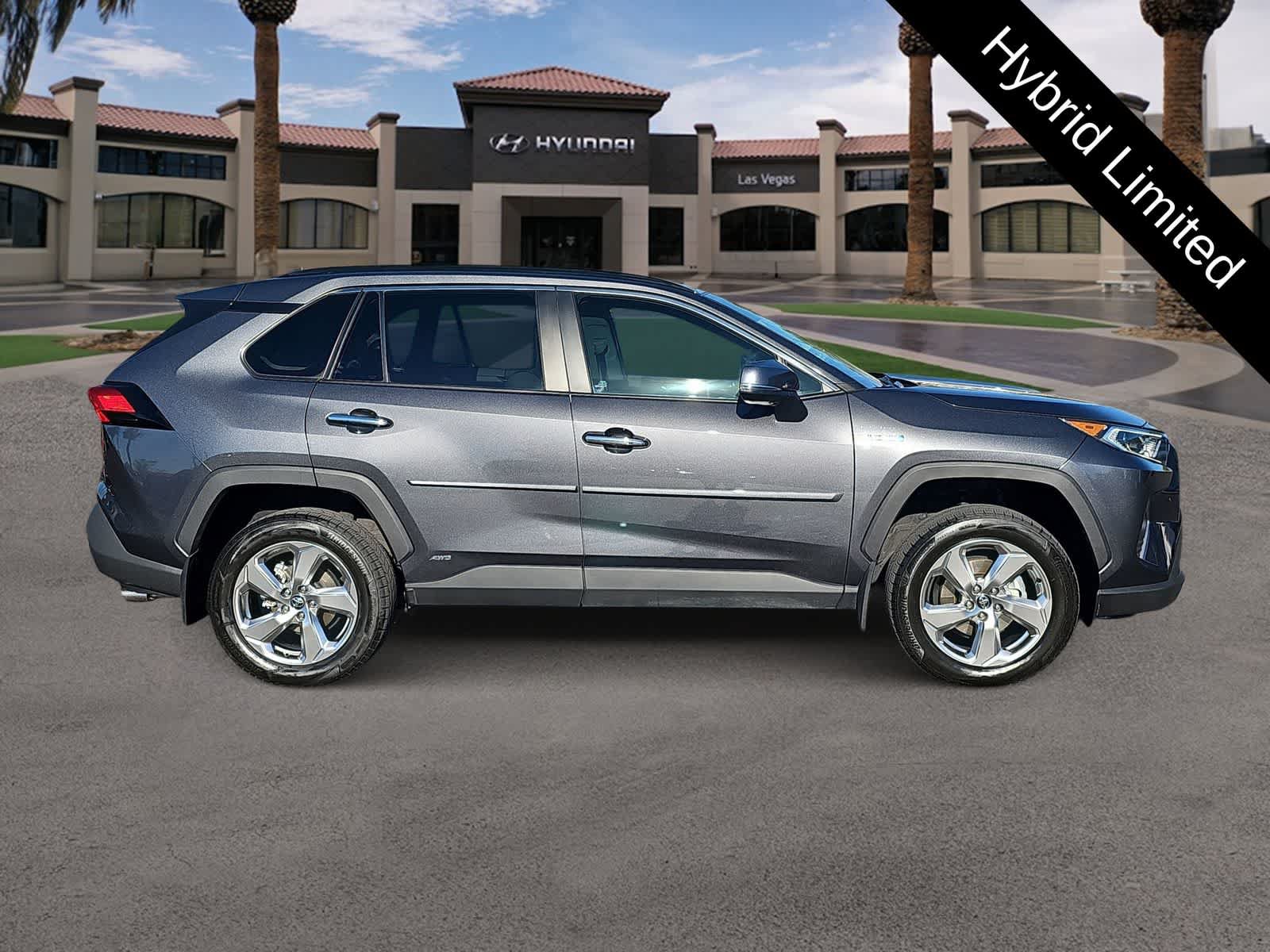 Used 2021 Toyota RAV4 Limited AWD/4WD image 9