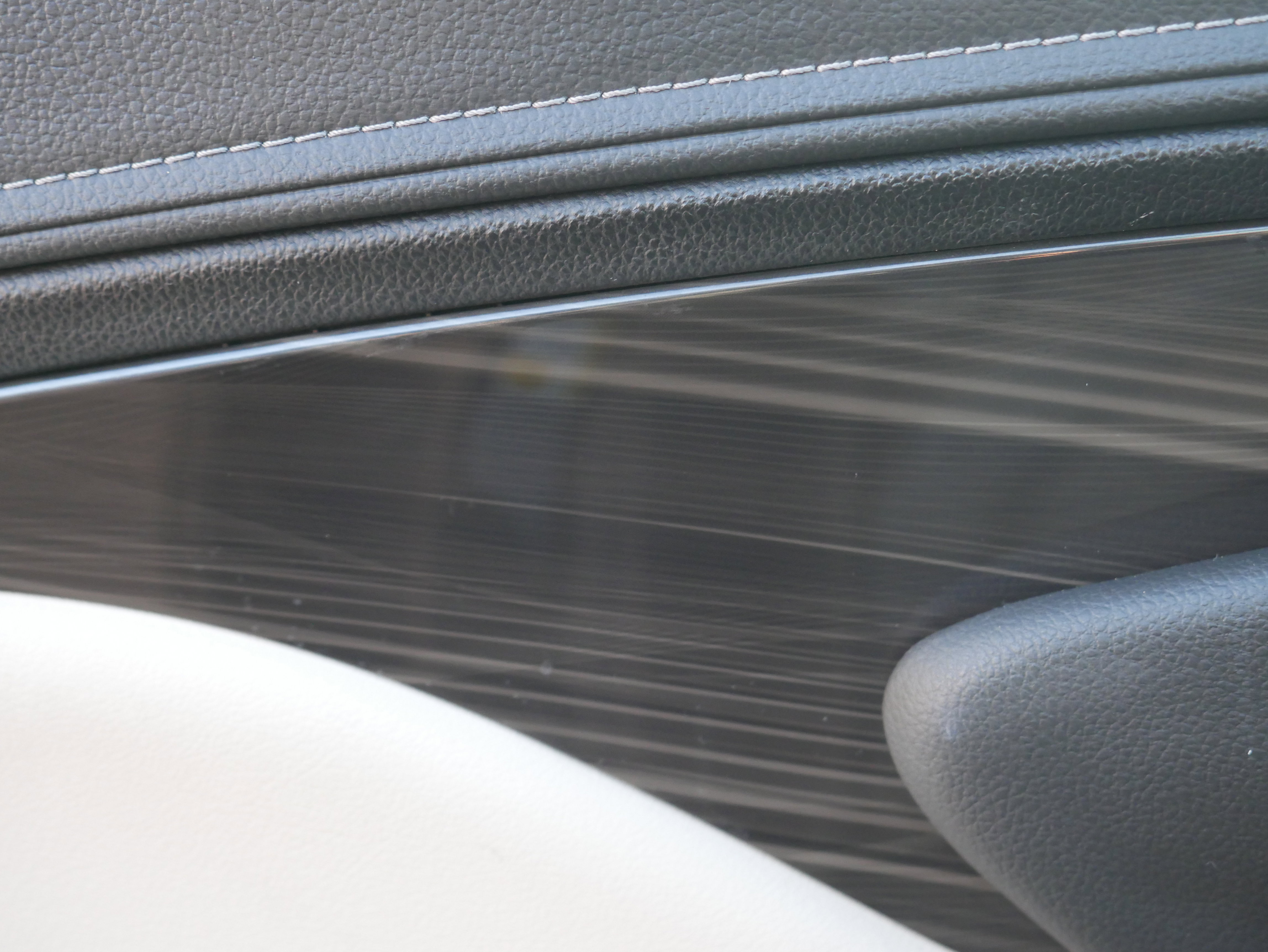 Used 2019 Buick Envision Premium w/ Driver Confidence Package image 31