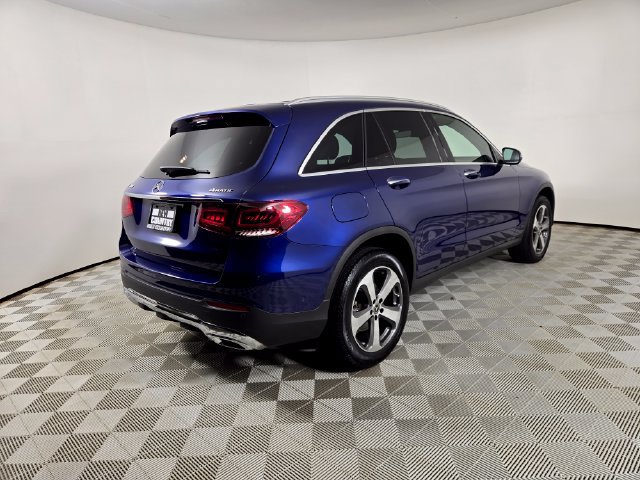 Used 2020 Mercedes-Benz GLC 300 4MATIC image 3