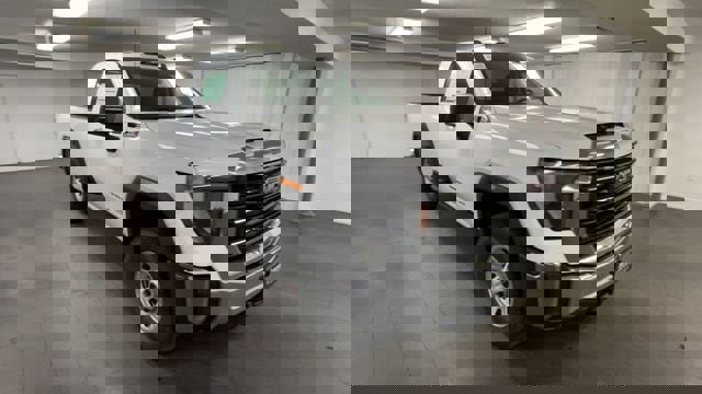 New 2025 GMC Sierra 3500 Pro image 2