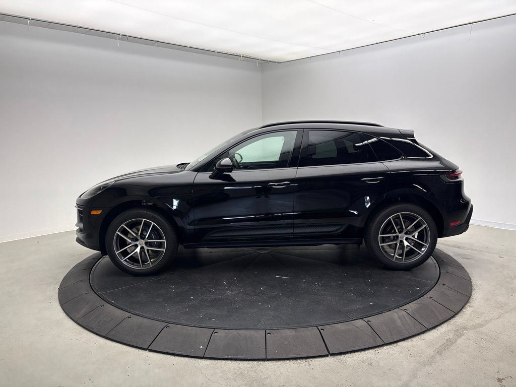 New 2026 Porsche Macan AWD/4WD image 2