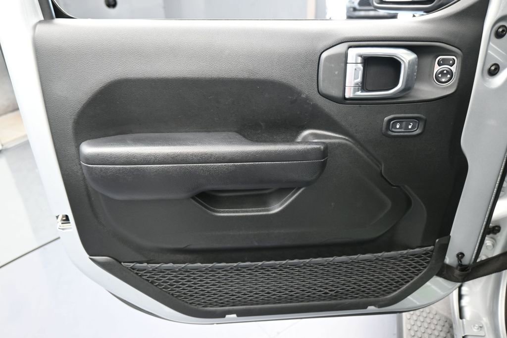 Used 2024 Jeep Wrangler Sport S AWD/4WD image 12