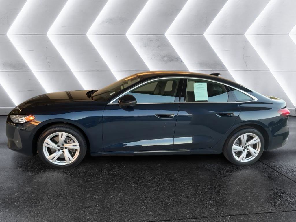 Used 2025 Audi A5 2.0T Premium Plus image 8