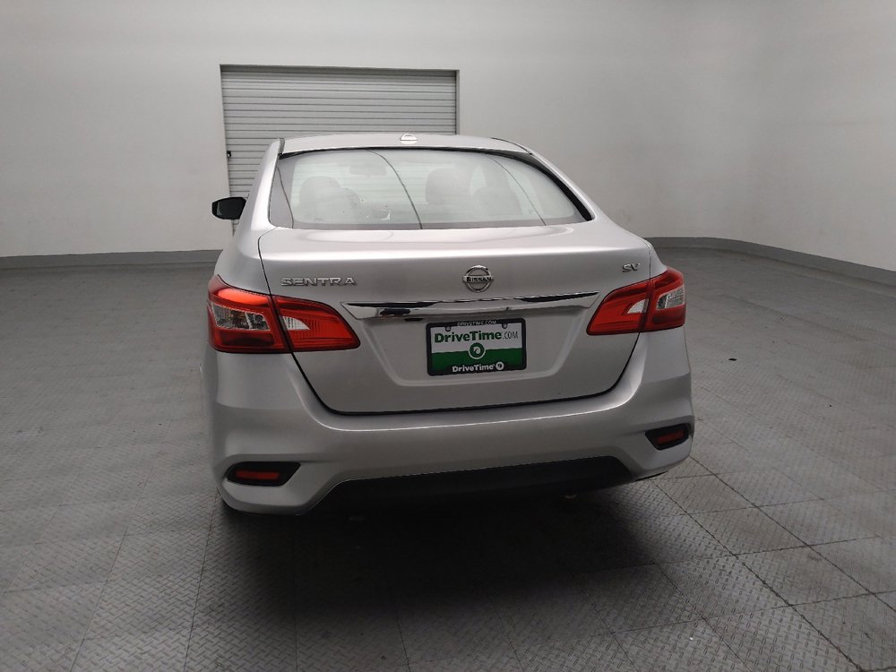 Used 2019 Nissan Sentra SV FWD image 6