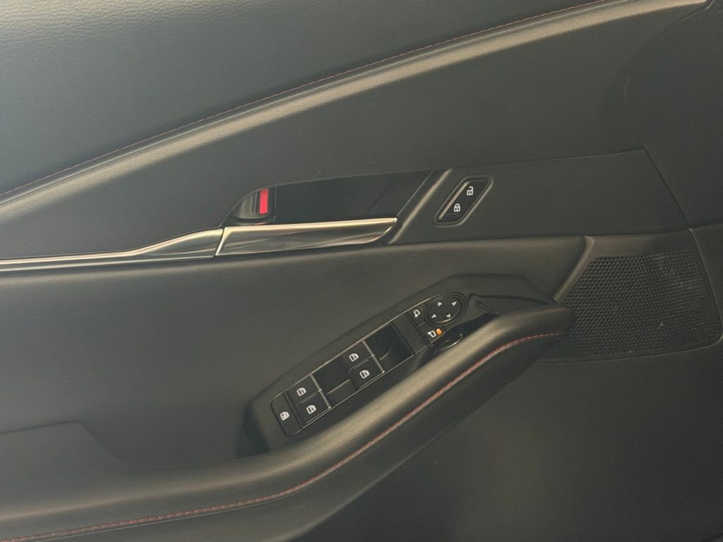 Used 2024 MAZDA CX-30 AWD 2.5 S w/ Preferred Package image 14