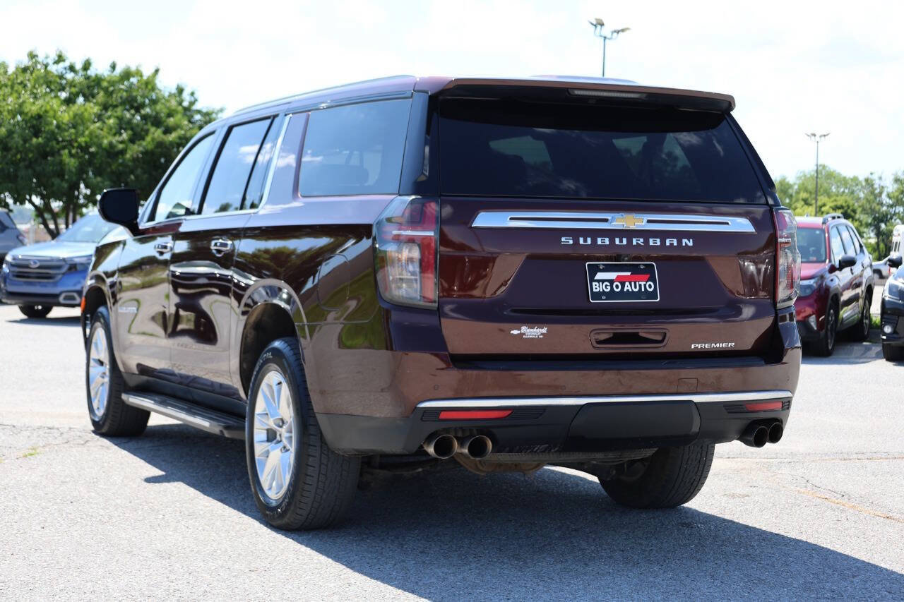 Used 2023 Chevrolet Suburban Premier AWD/4WD image 11