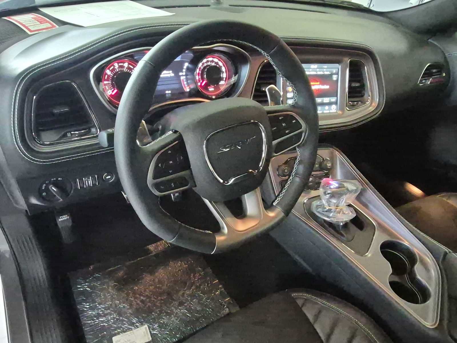 Used 2023 Dodge Challenger SRT Hellcat RWD image 2