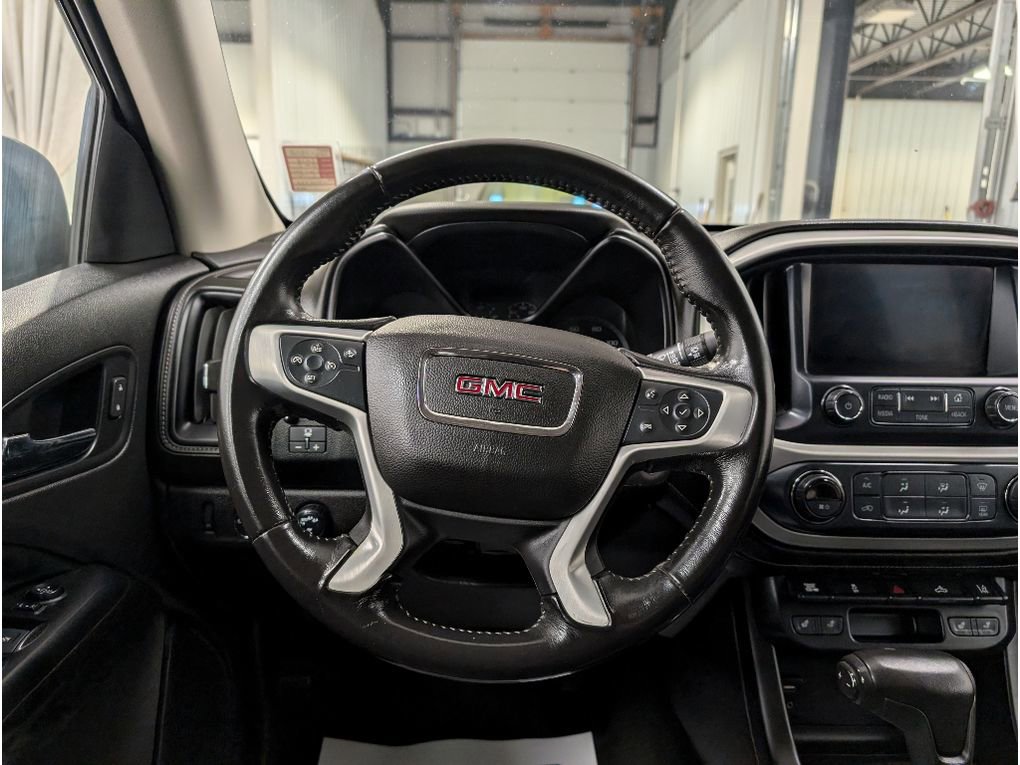 Used 2018 GMC Canyon SLT w/ Driver Alert Package image 11