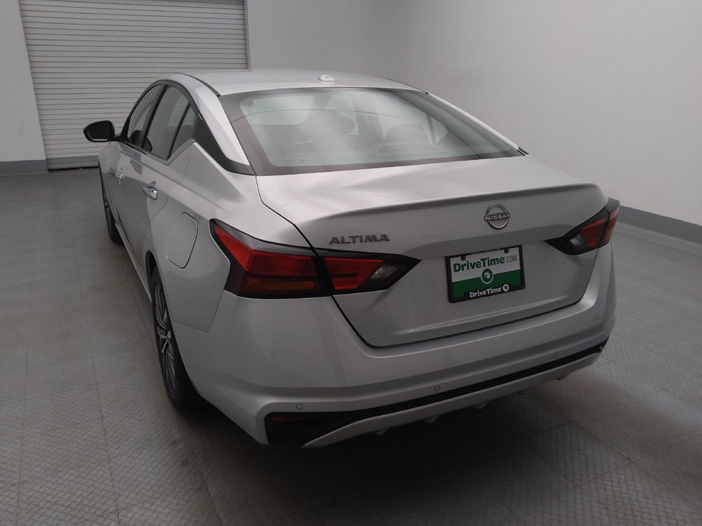 Used 2025 Nissan Altima 2.5 SV FWD image 6
