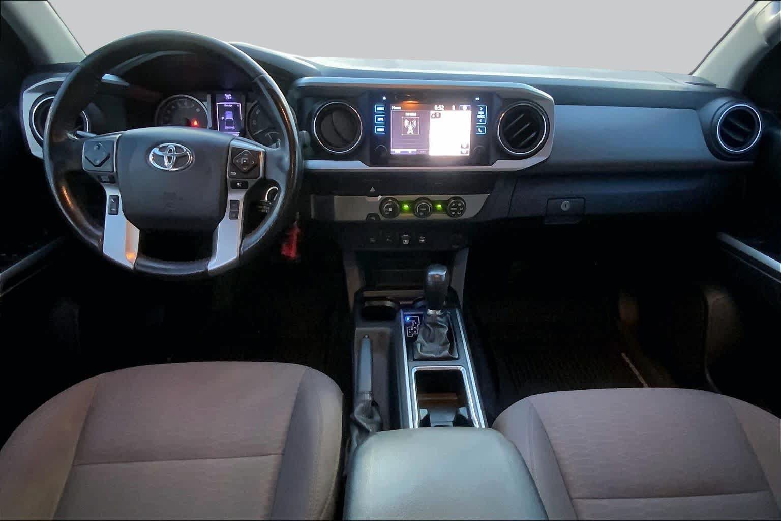 Used 2019 Toyota Tacoma SR5 RWD image 15