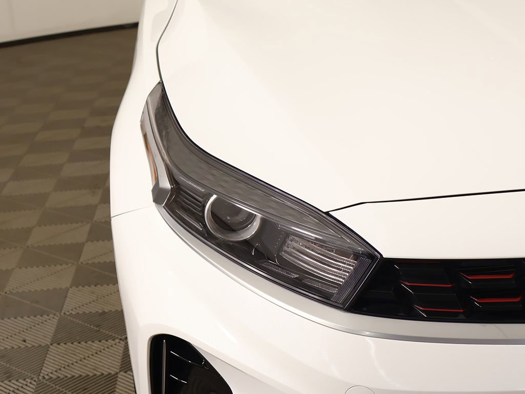 Used 2022 Kia Forte GT-Line w/ GT-Line Premium Package image 13