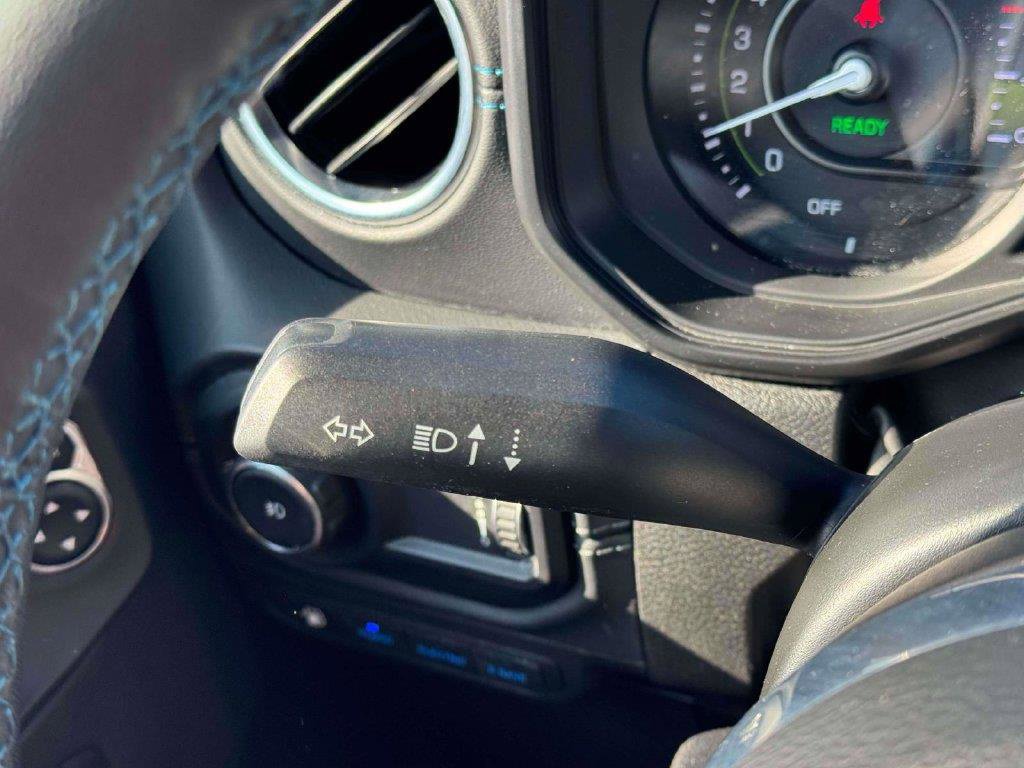 Used 2024 Jeep Wrangler High Altitude AWD/4WD image 24