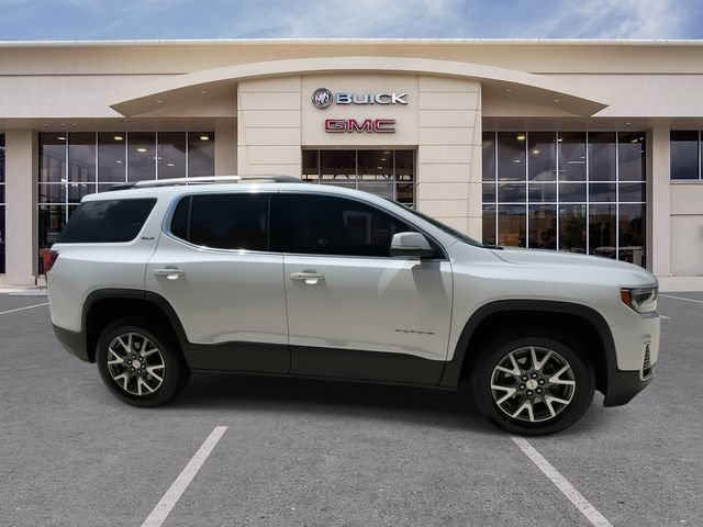 Certified 2023 GMC Acadia SLT FWD image 17