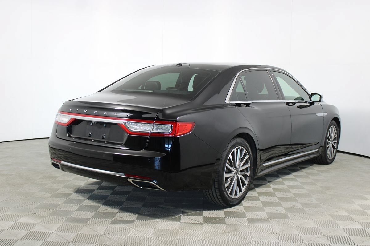Used 2017 Lincoln Continental Select FWD image 50