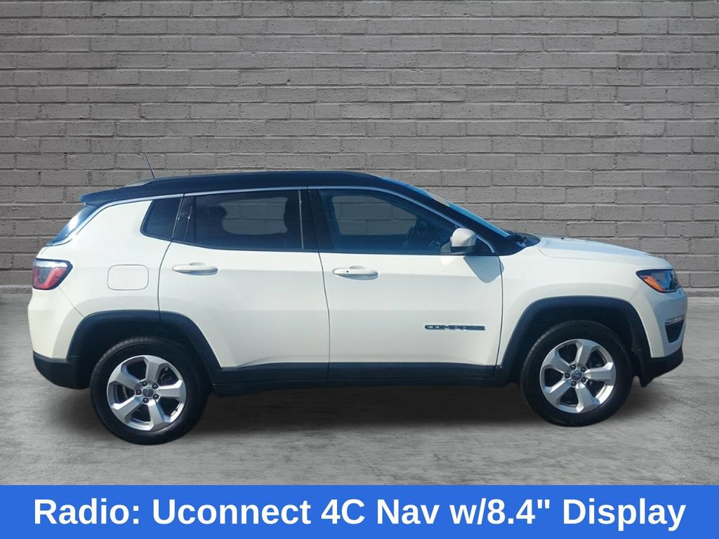 Used 2018 Jeep Compass Latitude w/ Popular Equipment Group AWD/4WD image 11